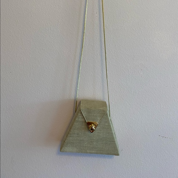 Tan & Gold Linen Triangle Purse - Picture 1 of 12